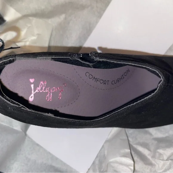 Louis Black suede heel boots size 7.5 by Nicolette by Stevens - Picture 2 of 5